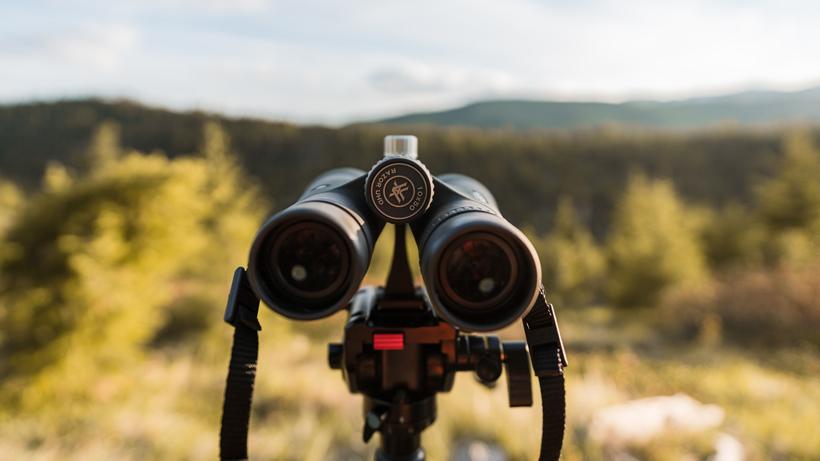 September insider giveaway vortex razor uhd 10x50 binos 1