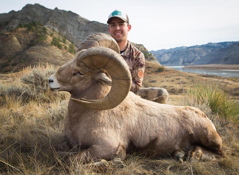 Britton ceynar with his 2016 montana bighorn sheep