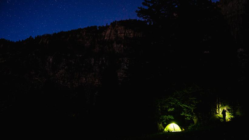 Pic 5 nighttime hunt camp stars