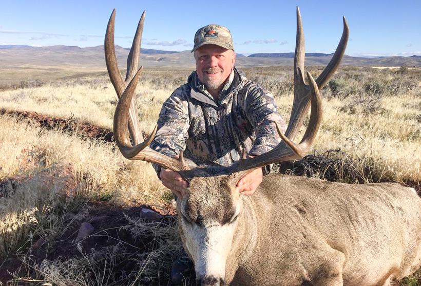 Mule deer buck taken with clear creek outfitters
