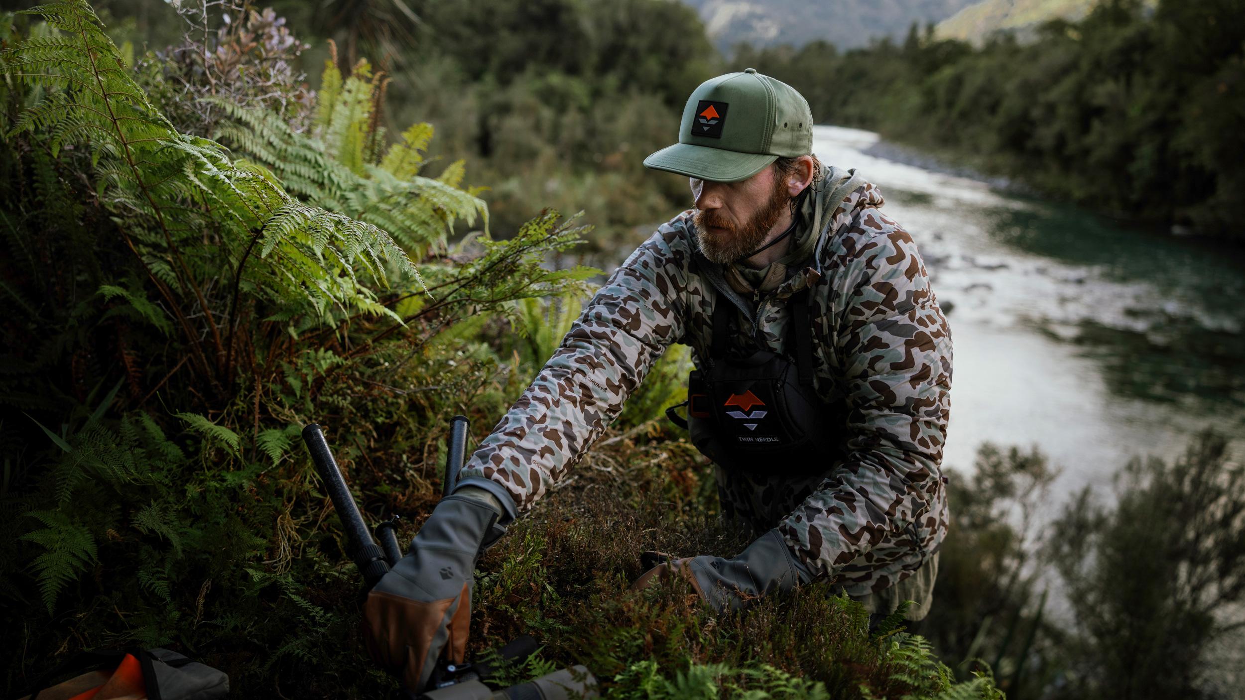 Brady Miller with GOHUNT Mid-Weight Leather Hunting Gloves in New Zealand