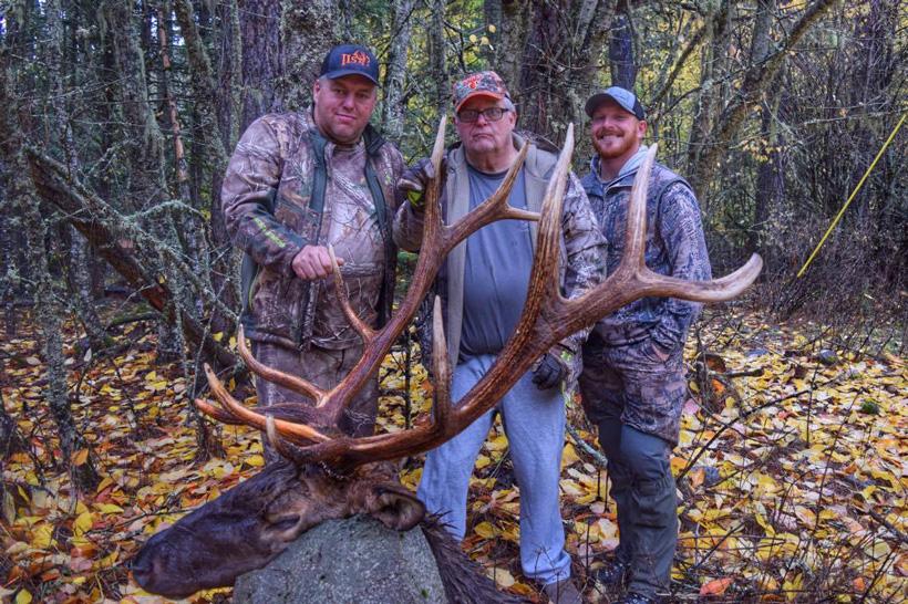 Oregon bull elk taken with oregon hunts llc
