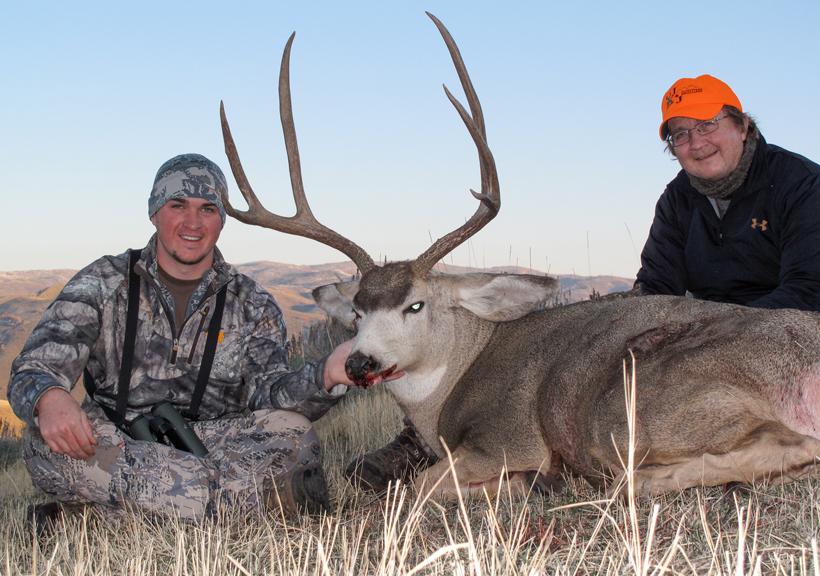 Stephen spurlock mule deer buck