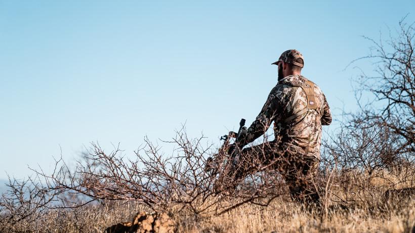 Bohunter finding cover