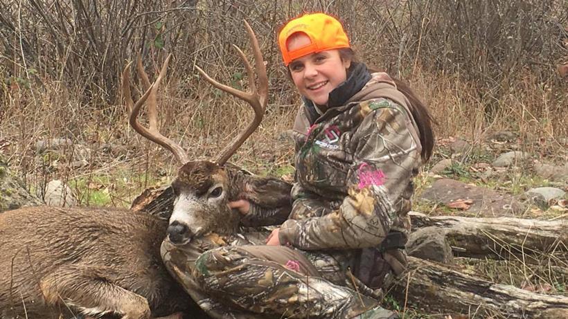 Oregon columbian blacktail deer taken with oregon hunts llc