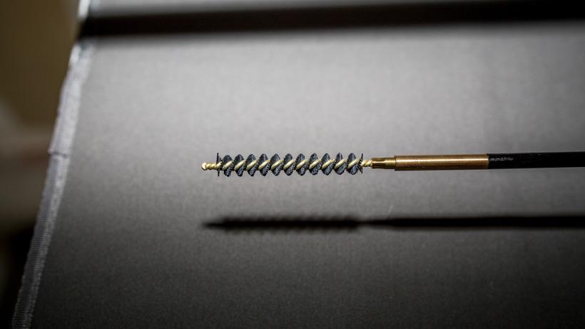 Nylon rifle bore cleaning brush
