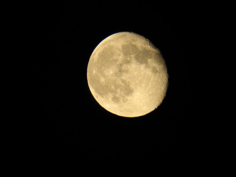 Full moon while hunting