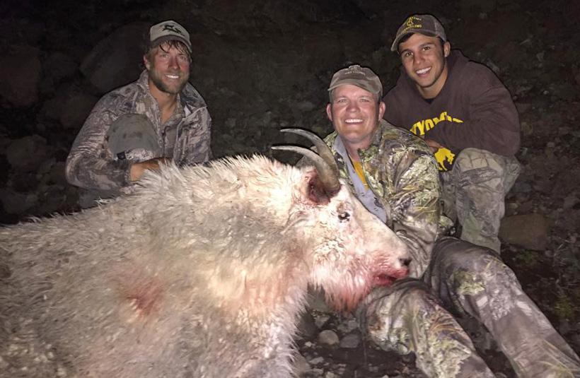 2015 mountain goat taken with shoshone lodge outfitters