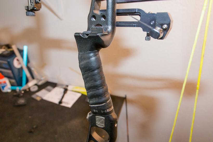 Tennis grip on a bow