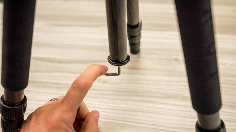 Sirui t 024x carbon fiber tripod weight hook