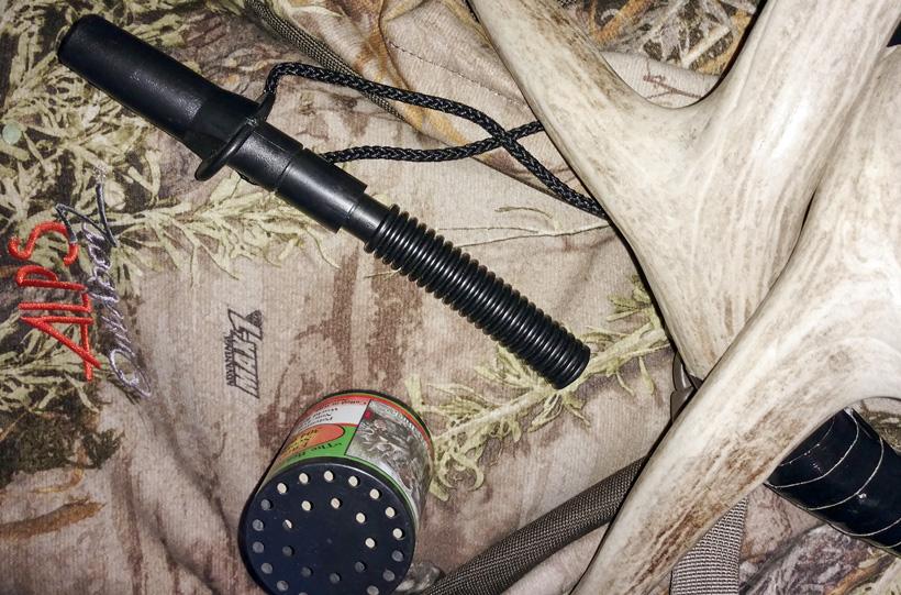 Calls for Coues deer and mule deer