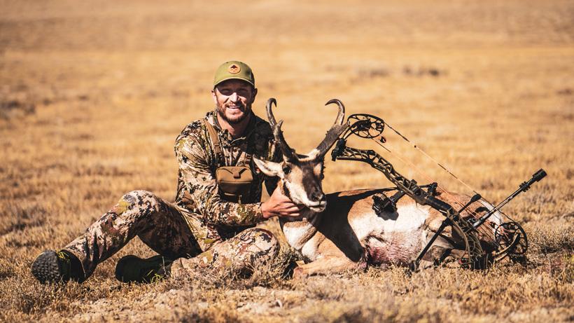 Trail Kreitzer Mathews V3 bow and Wyoming antelope