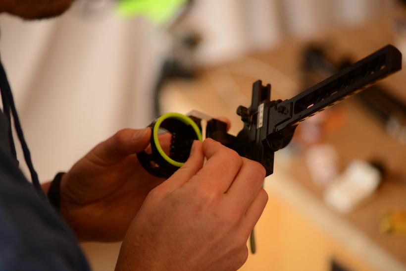 Cleaning archery sight