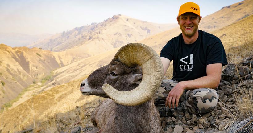 Darrick latham with his washington state bighorn sheep