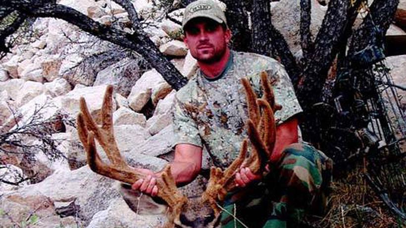 Ryanhonea mule deer buck