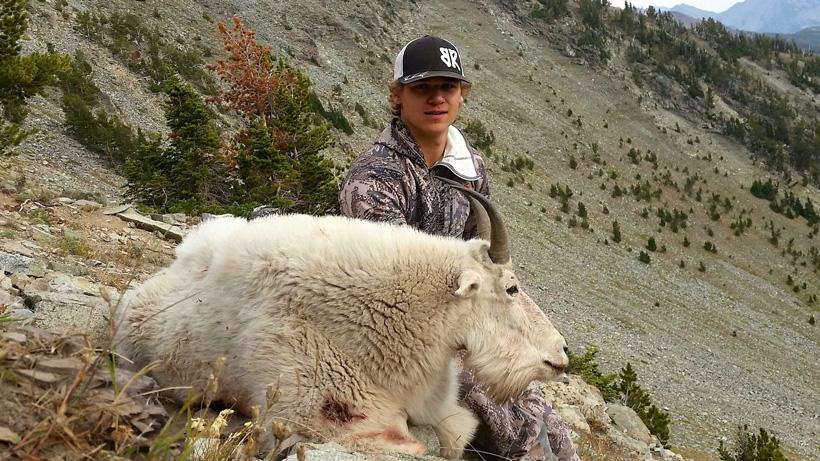 Colton bender with his 2016 montana mountain goat